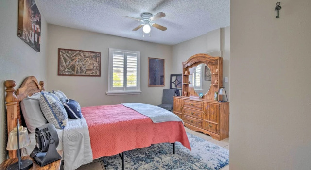 Spring Hill Vacation Rental w/ Central A/c!, Prenota Casa vacanze Spring Hill Florida