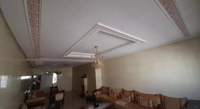 Magnifique appartement au centre ville de Tanger, Rezerwuj Apartament Hotele w Tanger-Tetouan z parkingiem, Parking