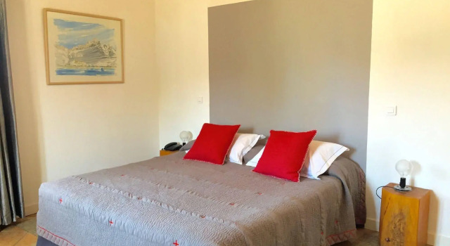 Hotel Genovese, Varaa Hotelli Bonifacio 