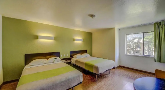 Четырёхместный номер Standard Park Inn by Radisson, Medical Center