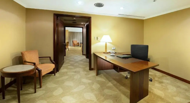 Двухместный номер Deluxe Le Midi Hotel Jungli