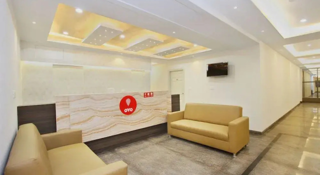 OYO 9931 Hotel Bali Square, Rezervovat Hotel Hotely v Bangalore s parkováním, Parkování