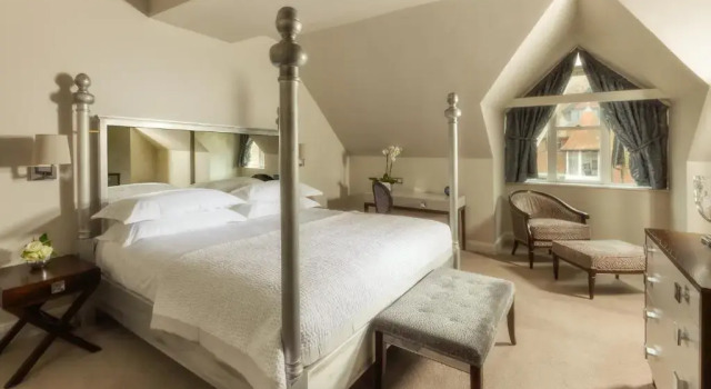 Полулюкс Danesfield House Hotel And Spa