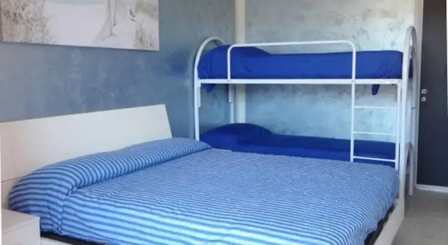 Modern Flat for 6 With Shared Pool, Забронировать Отель Каорле Линьяно-Ривьера