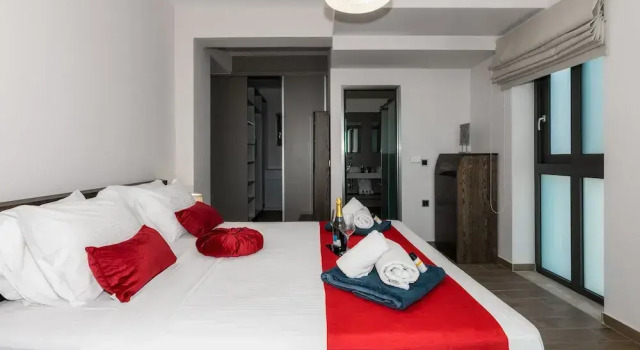 MaDiZé Beach House on the Sea, Rezerwuj Hotel Agios Sostis Grecja