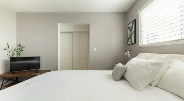 Коттедж NEW 4Bd3Ba• 13mi Disney•Poker Room•BBQ•EV Car