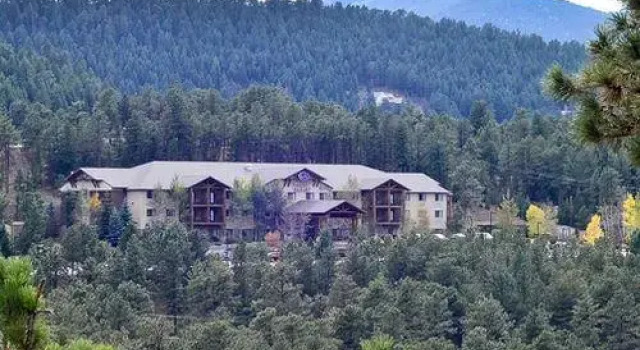 Quality Suites At Evergreen Parkway, Buchen Sie Hotel Evergreen Colorado