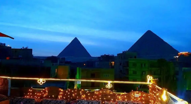 Четырёхместный семейный номер Standard с балконом Malak Guest House pyramids inn