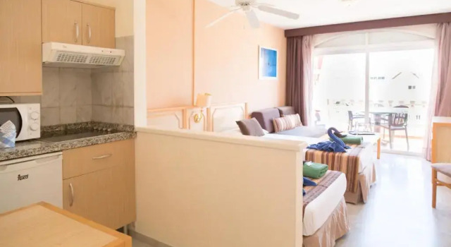 Студия Apartamentos Marola Park