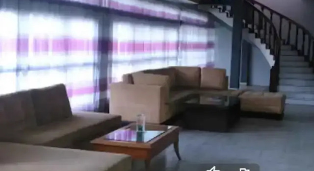 Mahkota Hotel Lembang, Rezervovat Hotel Parompong West Java