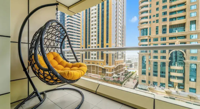 Апартаменты Deluxe Heart of Dubai Marina-Clos to Tram Metro