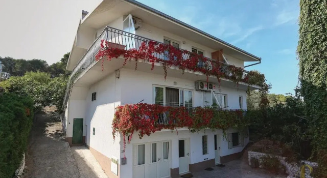 Apartments and rooms by the sea Arbanija, Ciovo - 1125, Забронировать Апартаменты/квартира Арбания Трогир