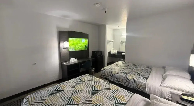 Четырёхместный номер Deluxe Motel 6-Des Moines, IA - North
