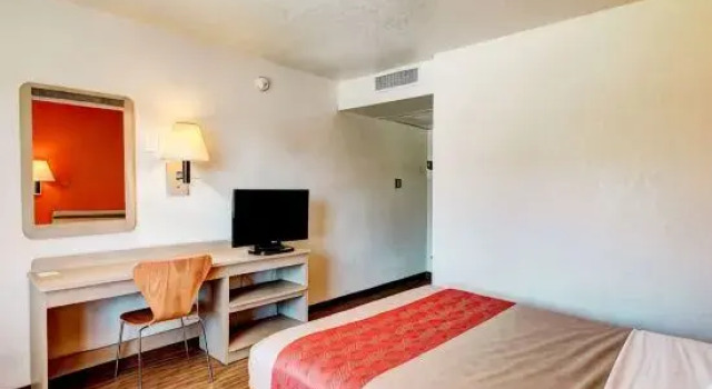 Люкс Motel 6-Denver, CO - Airport