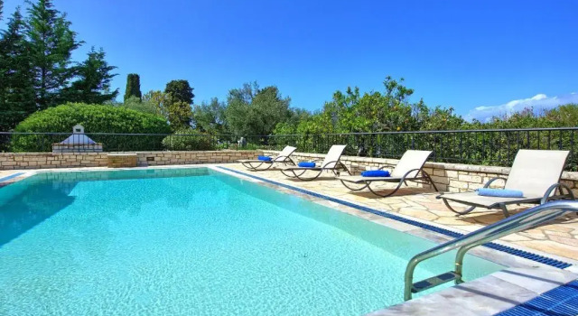 Вилла Villa Dimitris - just 600 meters away from the beach!!! by MediterraneanVillas
