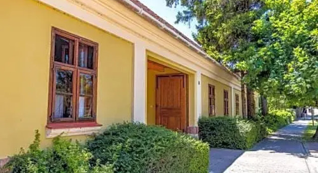 Novák ház, Book Hotel Hotels in Fejer with a Pool, Swimming Pool