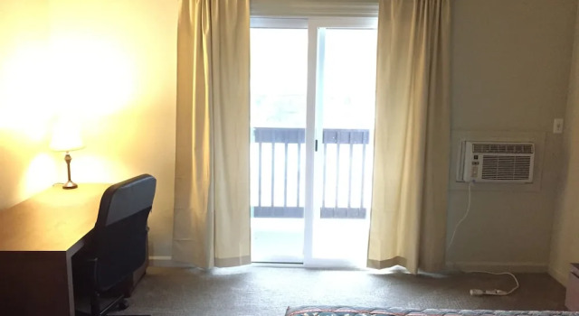 Двухместный номер Deluxe с балконом Holiday Lodge