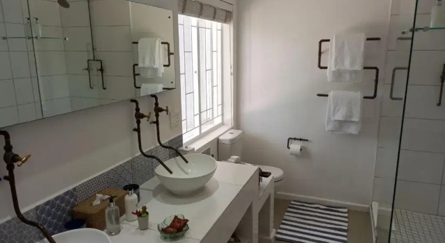 Люкс Long Story Guest House
