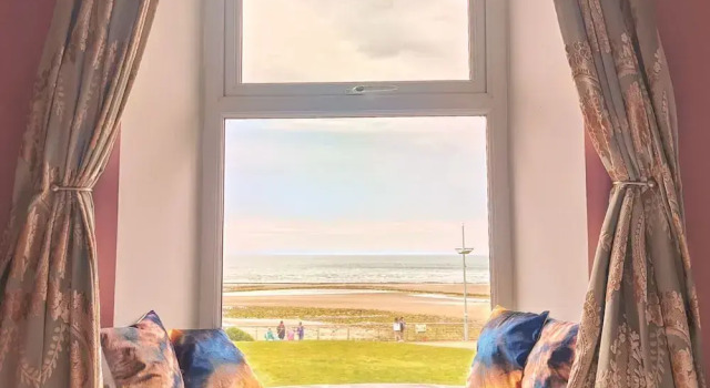Mourne Mountain Art Apartments, Забронировать Апартаменты/квартира Ньюкасл Mourne Mountains, рядом с Newcastle Community Cinema