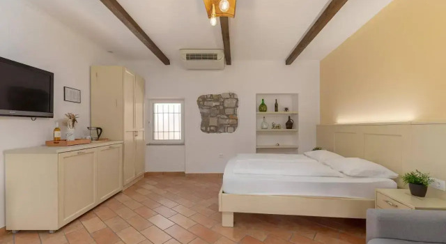 Ražman Wine Rooms, Забронировать Отель Отели Gračišče с парковкой, Парковка