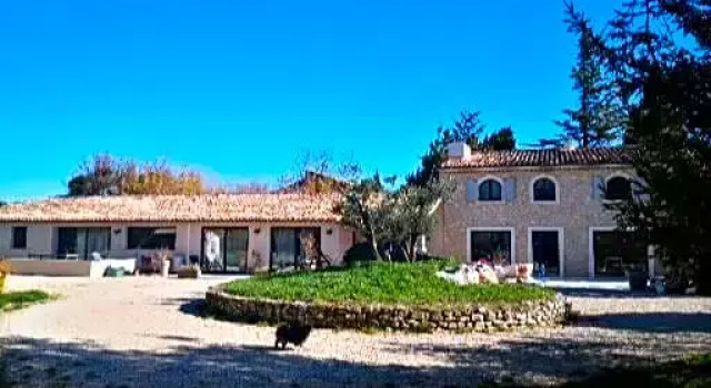 Le Mas Paolo, Prenota Hotel Le Thor Valchiusa