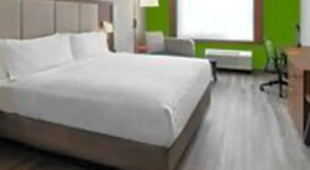 Двухместный люкс Holiday Inn Express & Suites - Odessa I-20 by IHG