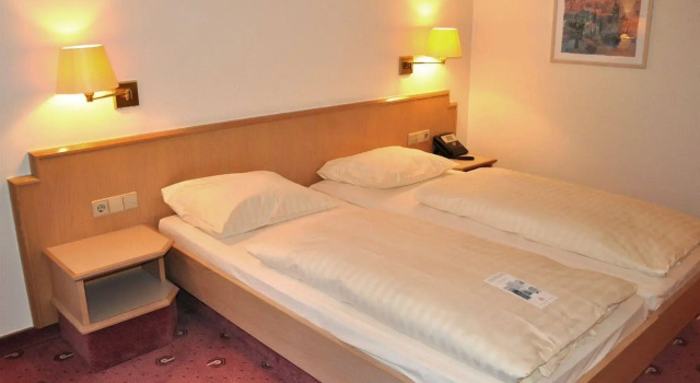 Parkhotel Frankfurt Airport, Đặt Khách sạn Hattersheim am Main Hessen