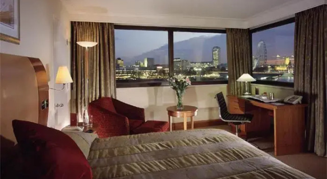Swissotel The Howard, Забронировать Отель Отели Лондона 5 звезд, рядом с Памятник «Боудикка и ее дочери», 5*