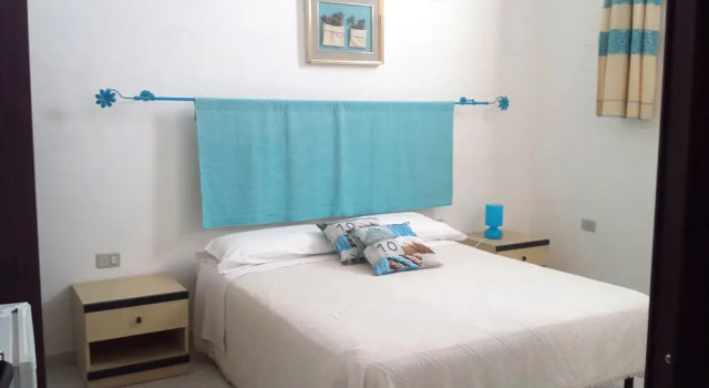 B&B Tanit, Book Bed and Breakfast Domus de Maria Sardinia South, nær Chia Beach
