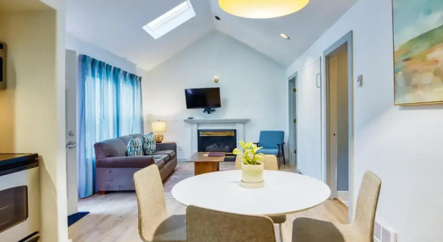 Люкс с 2 комнатами Inn at Haystack Rock