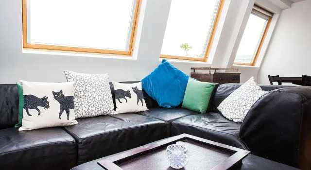 Spacious Top-Floor Flat With Stunning Roof Terrace, Забронировать Отель Отели Лондона с парковкой, рядом с Музей диковин Виктора Винда, Парковка