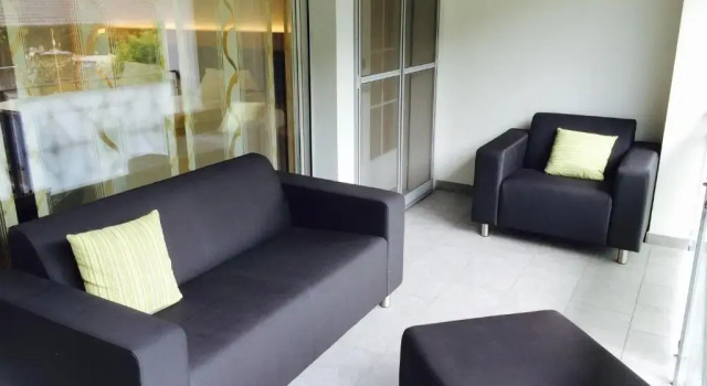 Семейный номер Standard с балконом Kreuz Bern Modern City Hotel