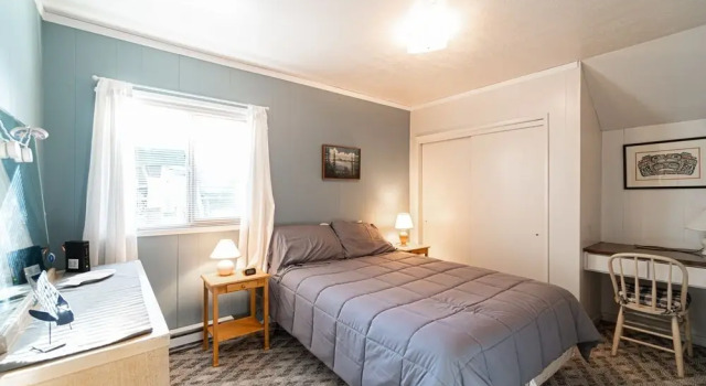 Easy Street 3 Bedroom Home, Prenota Casa vacanze Hotel a Oregon con parcheggio, Parcheggio