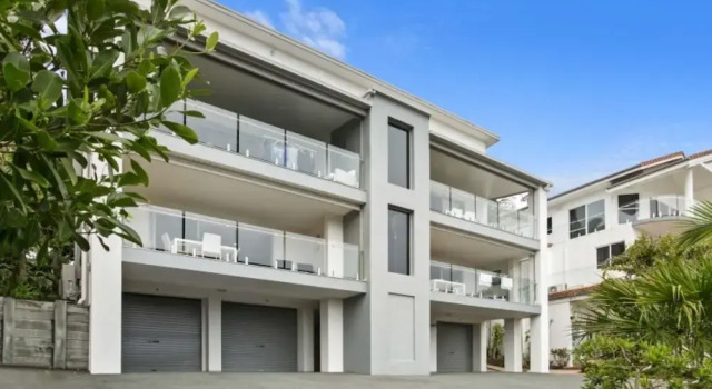 Stunning Apartment With Views of Laguna Bay - Unit 2 Taralla 16 Edgar Bennett Ave