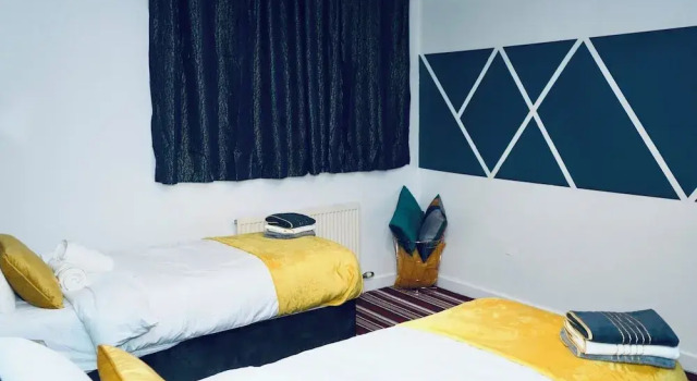Cozy Gillingham Hideaway With 2 Bedrooms, Prenota Hotel Gillingham Kent