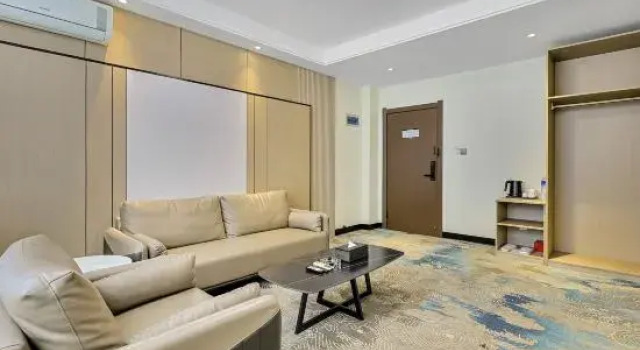 Люкс Business Jinyuan Juntai Business Express Hotel