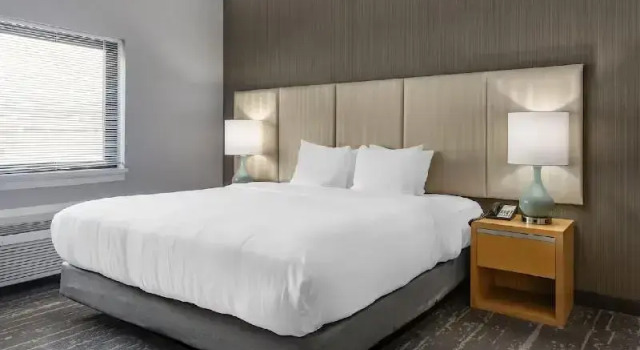 Номер Standard Amwell Suites Somerset Bridgewater