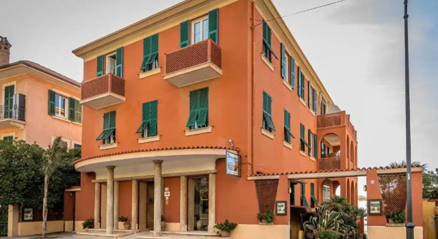 Miramare di Varigotti, Book Hotel Finale Ligure Riviera delle Palme