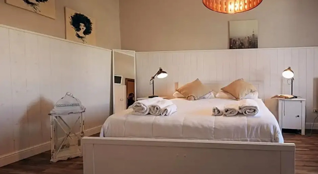 Le Terrazze B&B, Book Bed and Breakfast Hoteller i Pulsano med parkering, Parkering