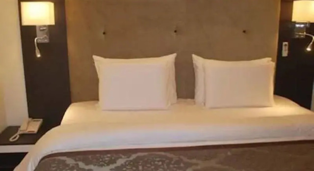Люкс Lakeem Suites Ikoyi