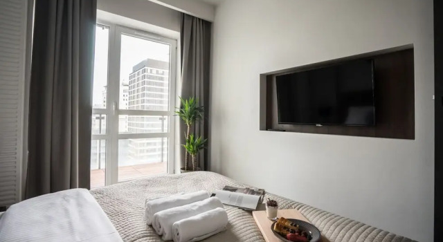 oompH Warsaw Central Luxurious Air-Conditioned Apartment with Balcony, Réserver Appartement Wola Varsovie