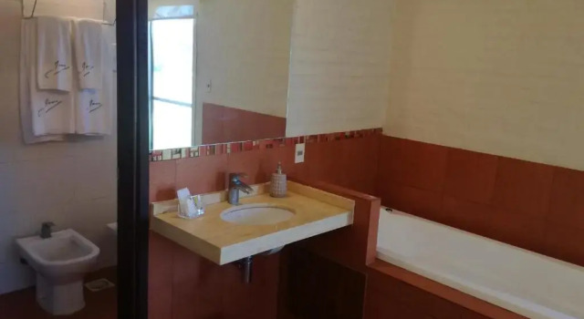 Люкс Executive Hotel Juana de Ibarbourou