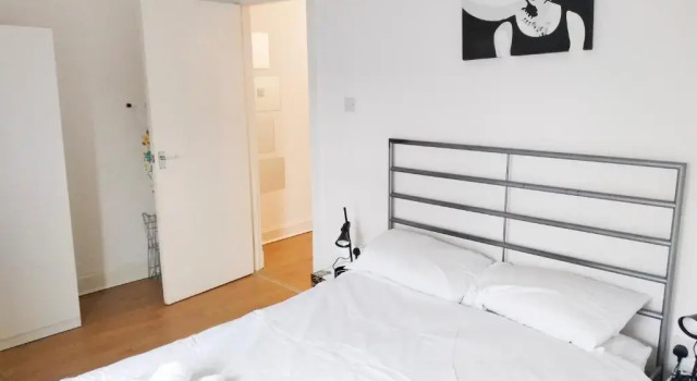 Elder Park Apartments, Забронировать Апартаменты/квартира Отели Glasgow & The Clyde Valley с парковкой, Парковка