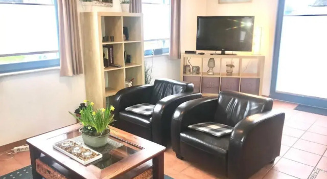 Reethaus Stoertebeker ca 100 m zum, Prenota Hotel Hotel a Glowe con piscina, Piscina