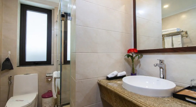 Номер Grand Hanoi Central Hotel & Residences