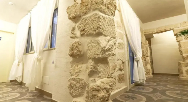 7 palazzi Lampedusa, Забронировать Отель «постель и завтрак» Лампедуза Италия, рядом с Lampedusa Port