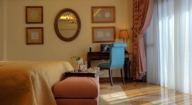 Executive Suite with harbour view Byblos Sur Mer - Hotel