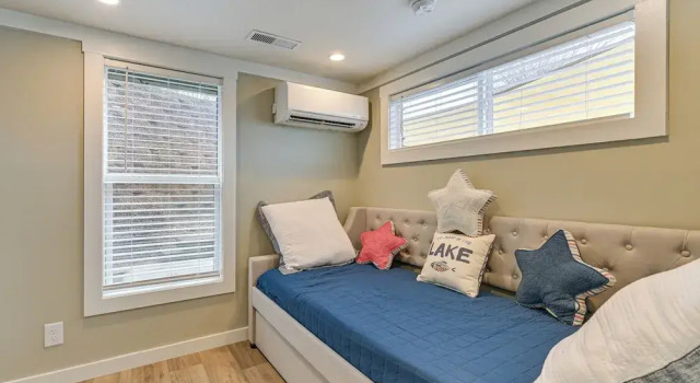 Коттедж < 1 Mi to Marina: Pet-friendly Lake Norman Home!
