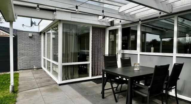 Коттедж Beautiful bungalow in North Holland