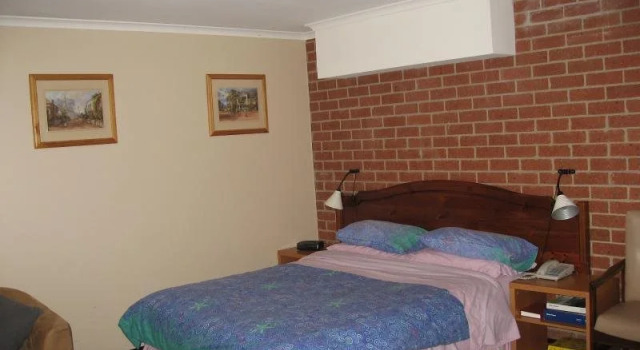Richmond Lodge, Book Hotel  